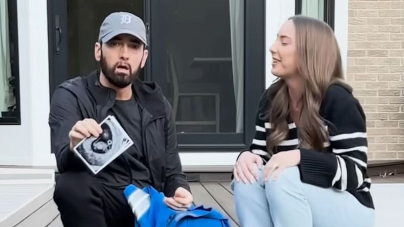 Eminem va a convertirse en abuelo cuando tenga 52 años.