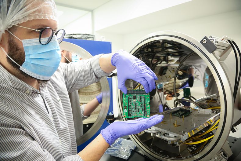 Primeros ensayos de ATENEA. 