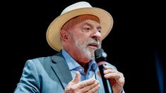 Lula da Silva, presidente de Brasil.
