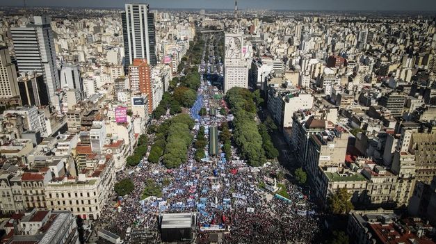 La marcha de la UTEP en conmemoración al Día del Trabajador.