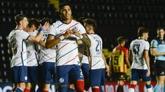 Rafael Pérez festeja su gol, el del 1-0 del Ciclón. Rafael Pérez festeja su gol, el del 1-0 del Ciclón.