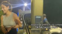La increíble situación que compartieron dos amigas en una estación de servicio. La increíble situación que compartieron dos amigas en una estación de servicio.