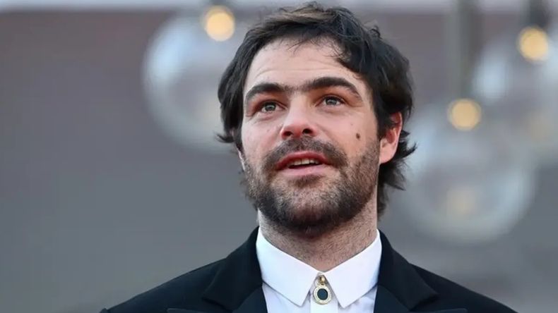 Pedro Lanzani quedó detenido por vandalizar una pared.