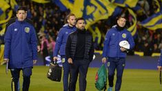 Sigue el escándalo por el título de DT de Tevez. Sigue el escándalo por el título de DT de Tevez.