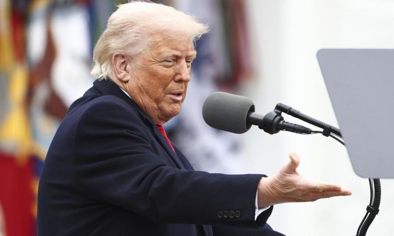 El anuncio fue en el jardín de la Casa Blanca.
