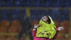 Una de las tantas fotos insólitas de Messi que el usuario @_MasPiur subió a Twitter. Una de las tantas fotos insólitas de Messi que el usuario @_MasPiur subió a Twitter.