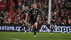 Con tres goles, Facundo Colidio se convirtió en el héroe de River. Con tres goles, Facundo Colidio se convirtió en el héroe de River.