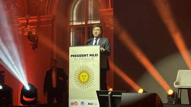 Javier Milei se candidateó al Premio Nobel durante su discurso en Praga.