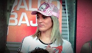 Rocío Oliva, en pareja con el exfutbolista Néstor Ortigoza, fue a bancar al Millonario. Rocío Oliva, en pareja con el exfutbolista Néstor Ortigoza, fue a bancar al Millonario.