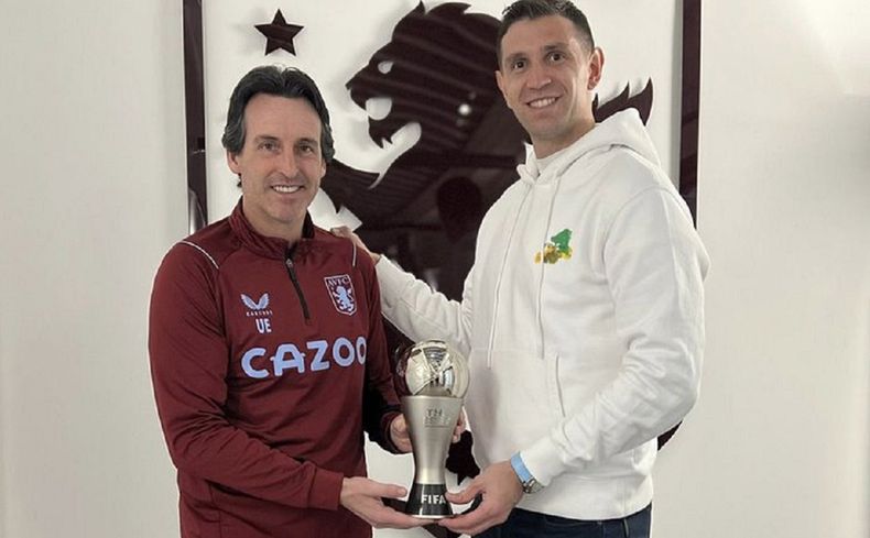 Emery y Martínez en las instalaciones de Aston Villa.