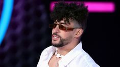 Bad Bunny hizo privadas sus redes sociales tras haber arrojado el celular de una fanática. Bad Bunny hizo privadas sus redes sociales tras haber arrojado el celular de una fanática.