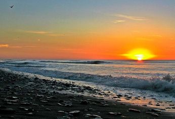 Una playa turística alejada de los grandes balnearios de la Costa Atlántica.&nbsp;