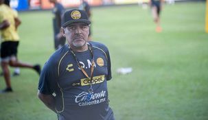 Endoscopía programada: Diego Maradona fue internado en la Clínica Olivos Endoscopía programada: Diego Maradona fue internado en la Clínica Olivos