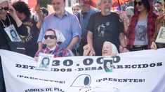 Las Madres de Plaza de Mayo advirtieron que seguirán en las calles exigiendo por la Memoria, Verdad y Justicia.