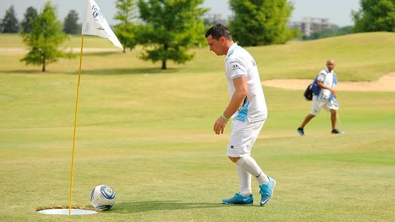 El FootGolf&nbsp;puede jugarse tanto a nivel individual como por equipos.