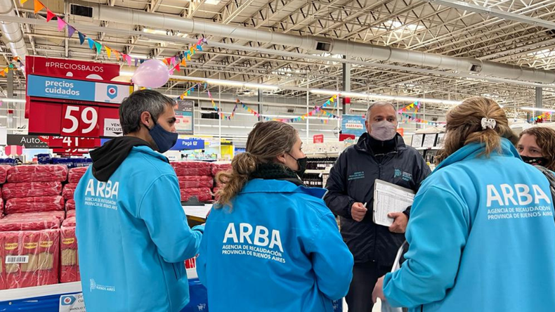 ARBA despliega un operativo de fiscalización en distintos supermercados del país.