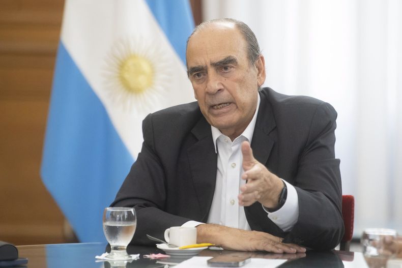 El ministro de Interior, Guillermo Francos, entabló diálogo con los gobernadores.