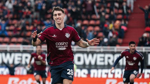 Auzmendi, autor del gol del triunfo del Ciclón.