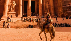 Para los que estén interesados en disfrutar del Mar Rojo y la zona de Áqaba, el mejor momento para viajar a Jordania será entre los meses de septiembre a febrero.