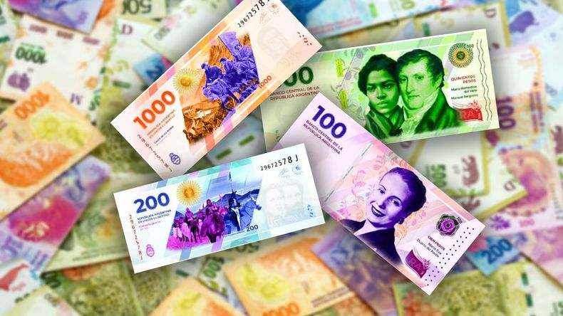 Alberto Fernández presentó los nuevos cuatro billetes.