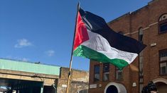 La embajada de Palestina en Londres celebró el reconocimiento británico.