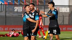 Maravilla Martínez, el goleador de la Academia, metió el segundo del partido. Maravilla Martínez, el goleador de la Academia, metió el segundo del partido.