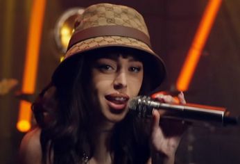 La cantante fue premiada como Artista revelación.