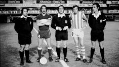 El árbitro Coerezza, junto al Tano Pernía y Manija Mústico, en La Bombonera. Nacional 75. El árbitro Coerezza, junto al Tano Pernía y Manija Mústico, en La Bombonera. Nacional 75.