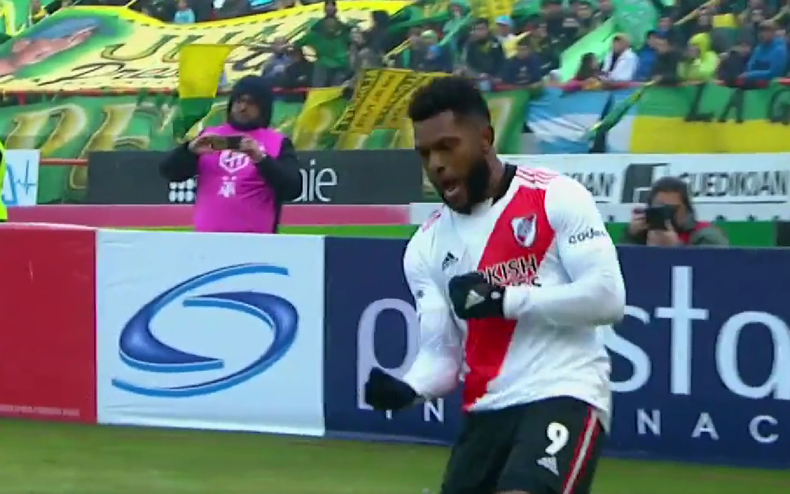 Miguel Borja festejó su primer gol con la camiseta de River.