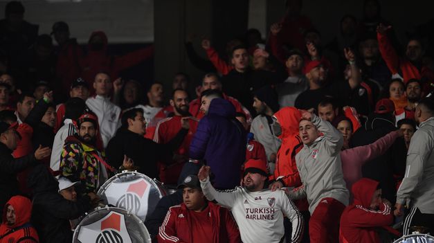 Los hinchas de River este domingo en el estadio Monumental.