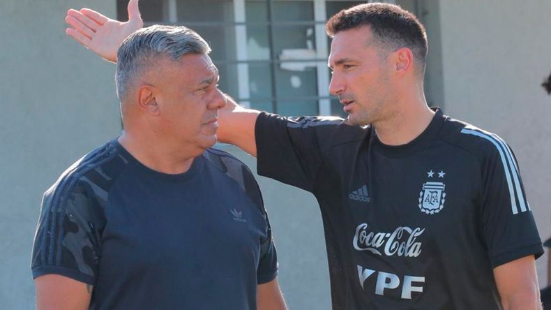 Claudio Chiqui Tapia aseguró que Scaloni ya tiene 23 de los 26 nombres.