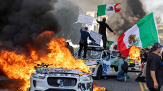 declaran toque de queda en los angeles tras cinco dias de protestas declaran toque de queda en los angeles tras cinco dias de protestas