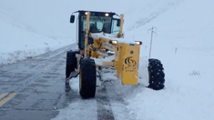 Las nevadas se mantuvieron toda la semana y se debieron suspender las clases y asistir a los vecinos. Las nevadas se mantuvieron toda la semana y se debieron suspender las clases y asistir a los vecinos.