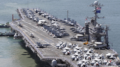 Será el tercer portaaviones que se encuentra en la zona. Será el tercer portaaviones que se encuentra en la zona.