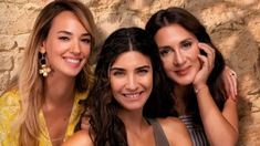 La primera serie nos propuso conocer a tres amigas, que arriban a un pueblo costero para conectar con su lado esotérico y, sin pensarlo, encaran heridas familiares de tiempos pasados.