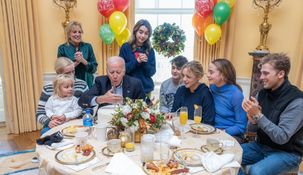 El festejo íntimo del mandatario con sus familiares.