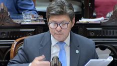 Insólita confusión en Diputados: libertario elogió el dictamen equivocado en pleno debate del Presupuesto