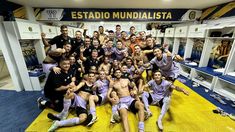 Los jugadores de Barracas Central festejaron en Rosario. Los jugadores de Barracas Central festejaron en Rosario.