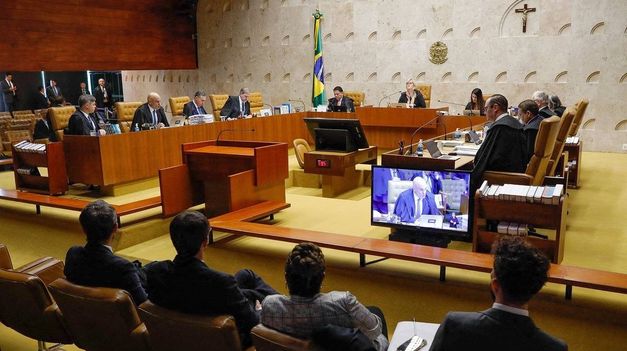 Brasil: condenaron a 17 años de cárcel al primer acusado por el intento de golpe de Estado contra Lula.