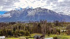 La localidad se transformó en un centro turístico y productivo importante dentro de la Comarca de los Andes. La localidad se transformó en un centro turístico y productivo importante dentro de la Comarca de los Andes.