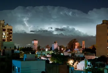 Córdoba, una de las ciudades bajo alerta meteorológica. Córdoba, una de las ciudades bajo alerta meteorológica.