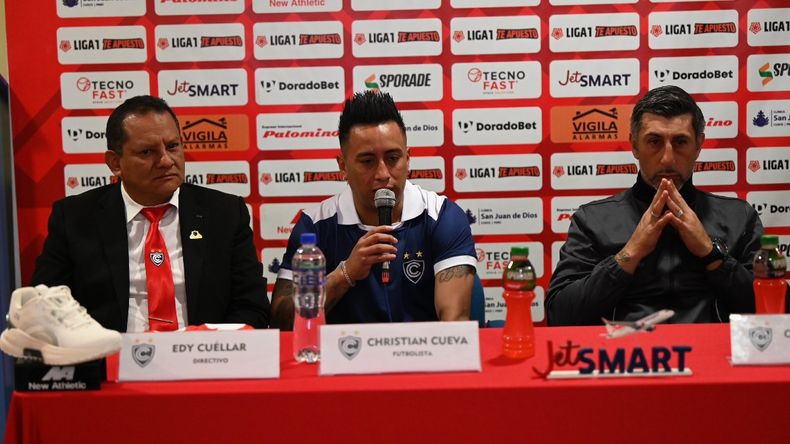 El club Cienciano informó que se inició un procemiento interno y que ya se contactaron con Cuevas para esclarecer los hechos