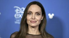 Angelina Jolie debutó en Instagram con una carta de una niña afgana Angelina Jolie debutó en Instagram con una carta de una niña afgana