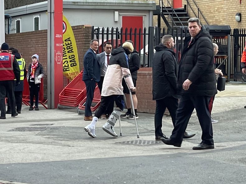 Así se retiró Garnacho de Old Trafford.