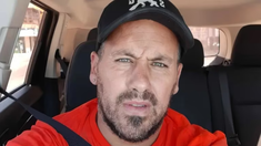 El Ogro Fabbiani le dedicó un enigmático posteo a su hija Uma en sus 15 años. El Ogro Fabbiani le dedicó un enigmático posteo a su hija Uma en sus 15 años.