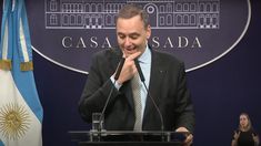 Fuerte crítica de una senadora del PRO a Manuel Adorni por su sueldo: Está mal que cobre lo que gana