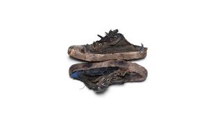 Las zapatillas de Balenciaga que generaron polémica en redes. Las zapatillas de Balenciaga que generaron polémica en redes.