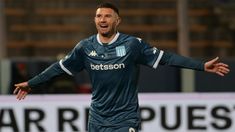 El goleador de Racing brilló en San Luis. El goleador de Racing brilló en San Luis.