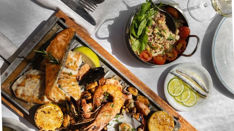 La parrillada de mar es ideal para mesas de cuatro&nbsp; personas.&nbsp;