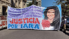 Dos hombres fueron condenados a perpetua por el femicidio de Iara Rueda. Dos hombres fueron condenados a perpetua por el femicidio de Iara Rueda.